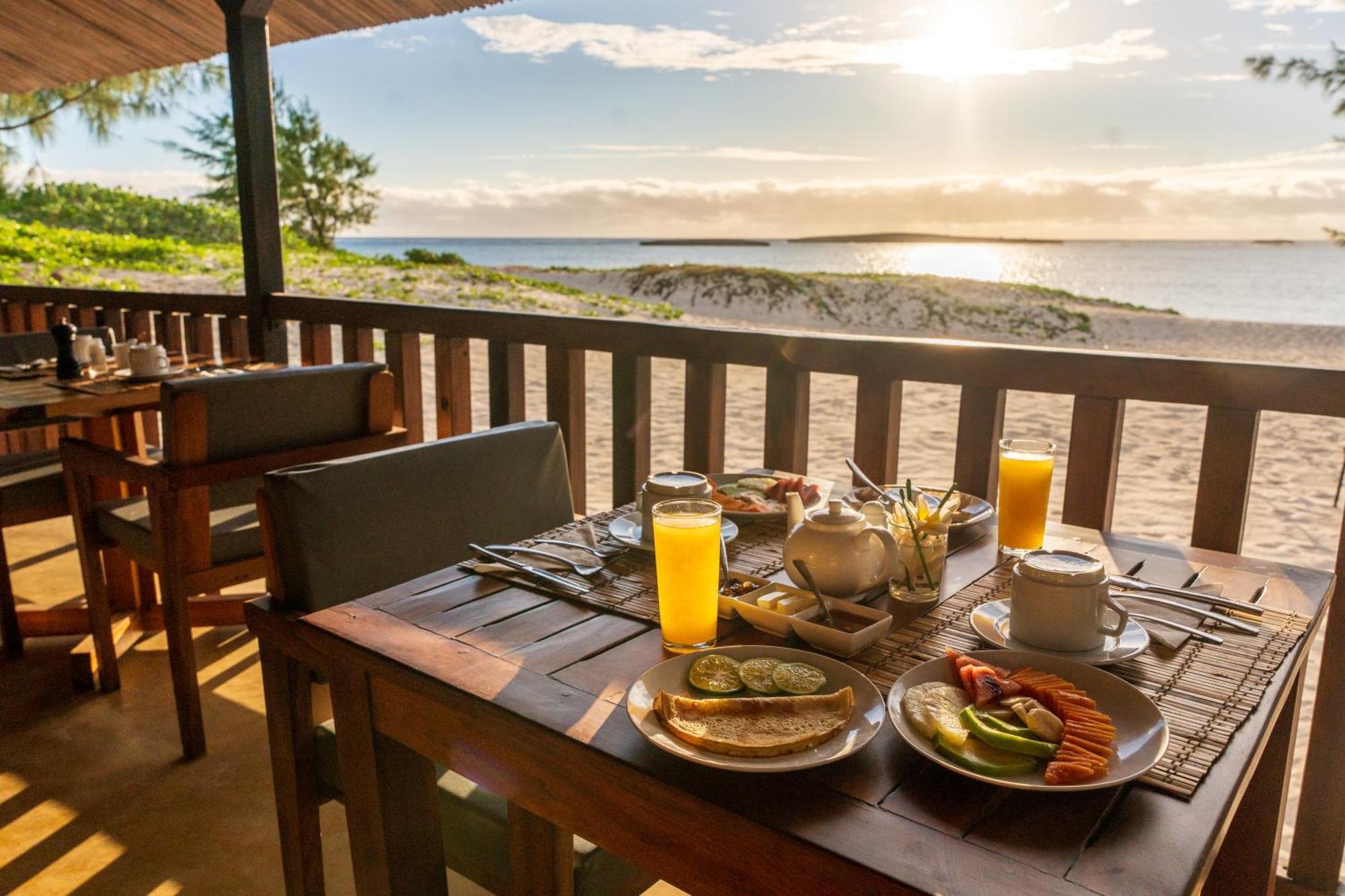 Madakitecamp Hotel Antsiranana ภายนอก รูปภาพ
