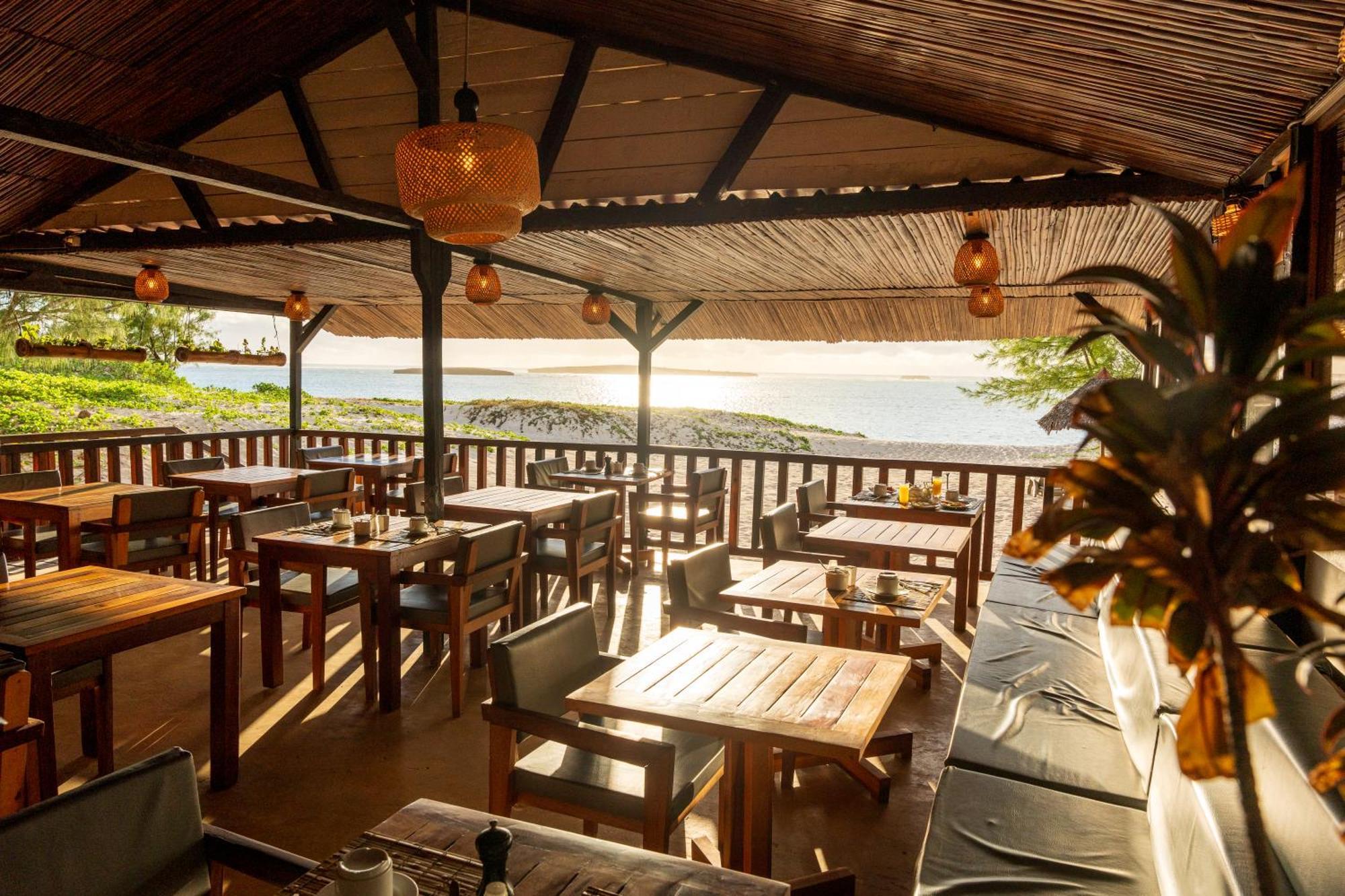 Madakitecamp Hotel Antsiranana ภายนอก รูปภาพ