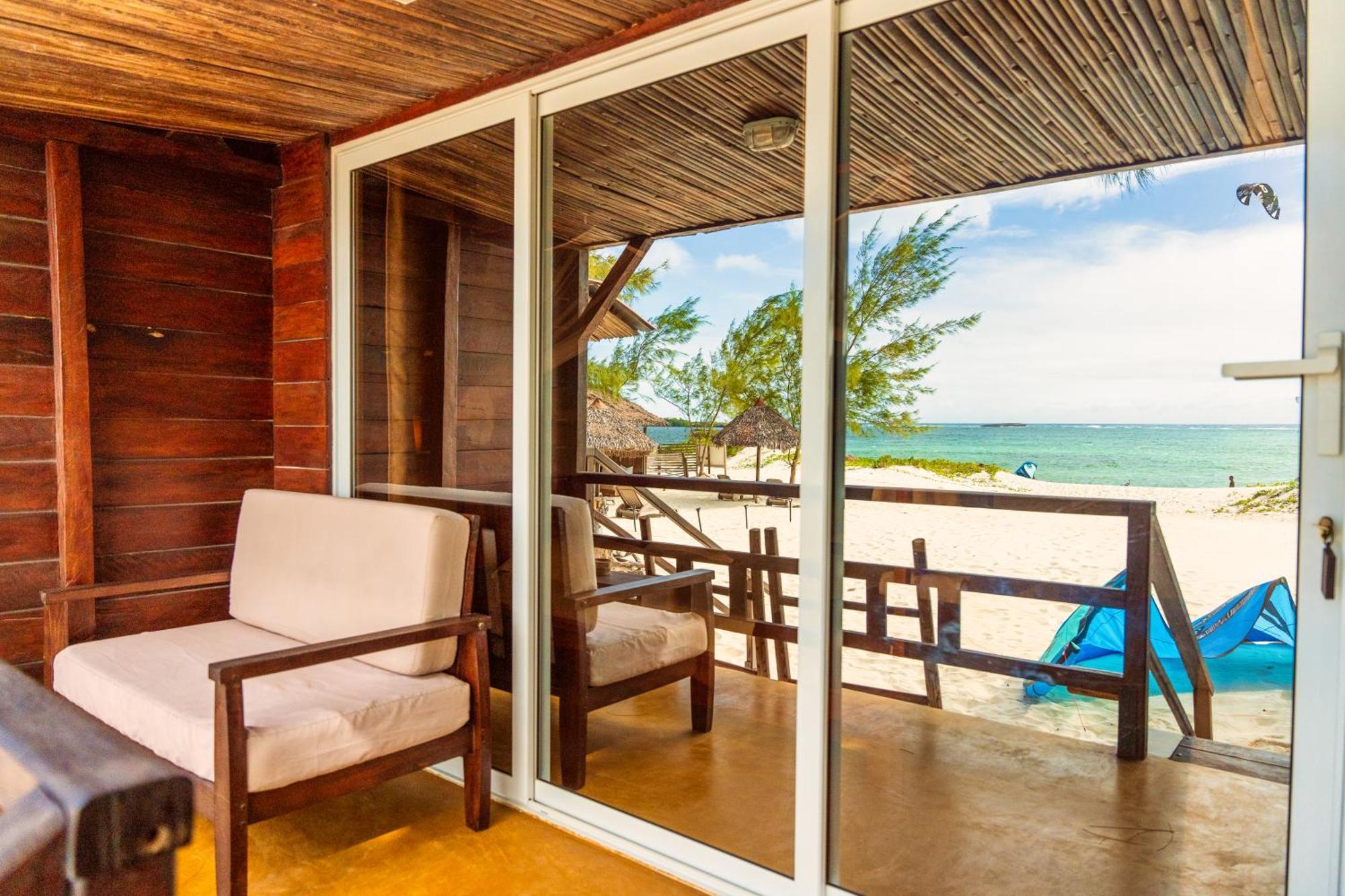 Madakitecamp Hotel Antsiranana ภายนอก รูปภาพ