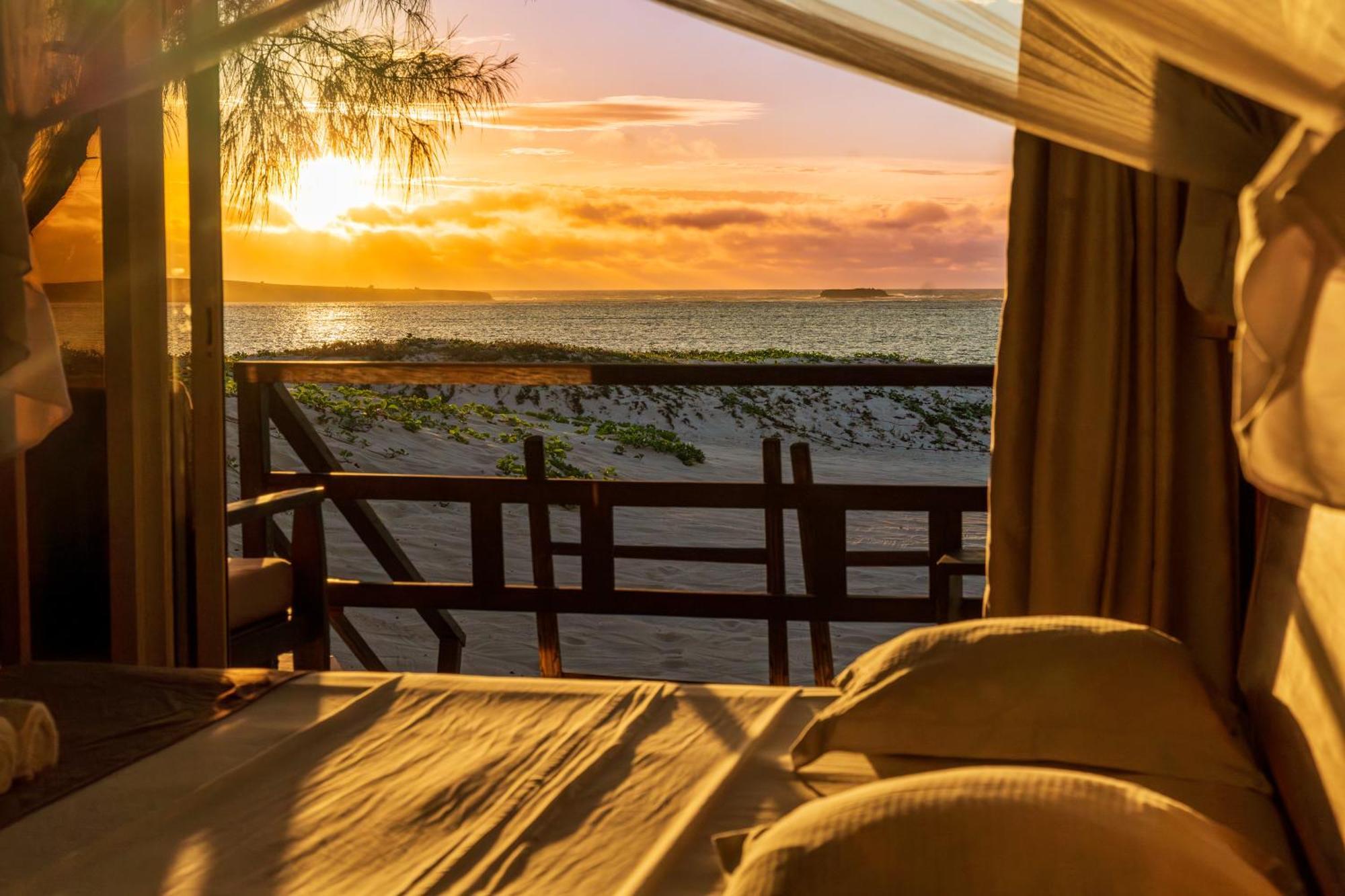 Madakitecamp Hotel Antsiranana ภายนอก รูปภาพ