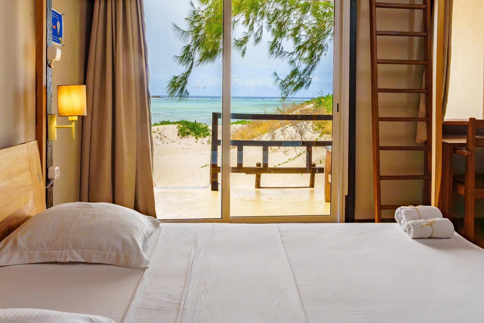 Madakitecamp Hotel Antsiranana ภายนอก รูปภาพ