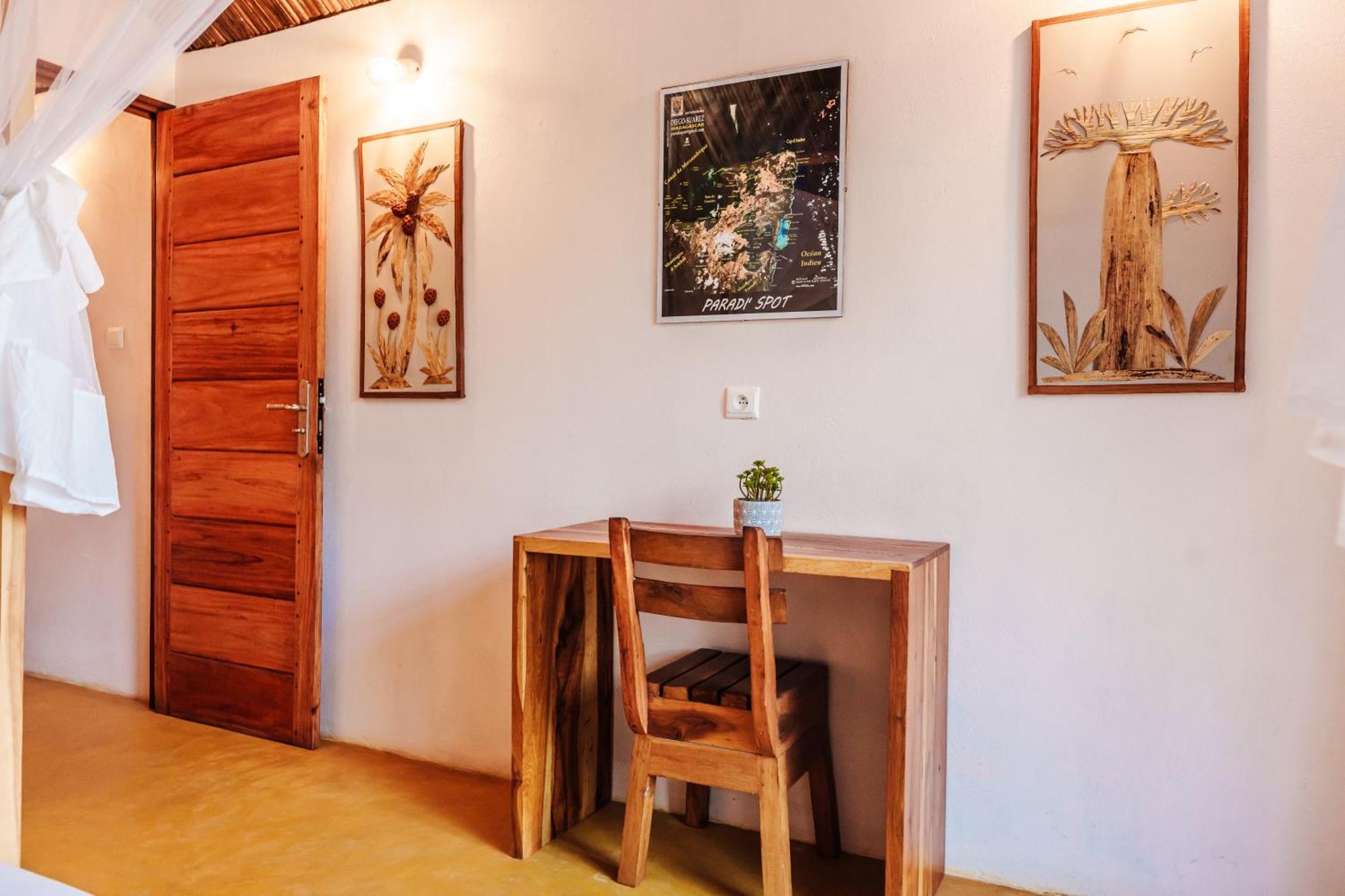 Madakitecamp Hotel Antsiranana ภายนอก รูปภาพ